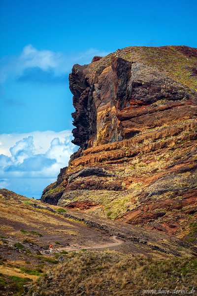 hiker, mountains, trail, wander, person, massiv, cliffs, coast, madeira, 2024, photo